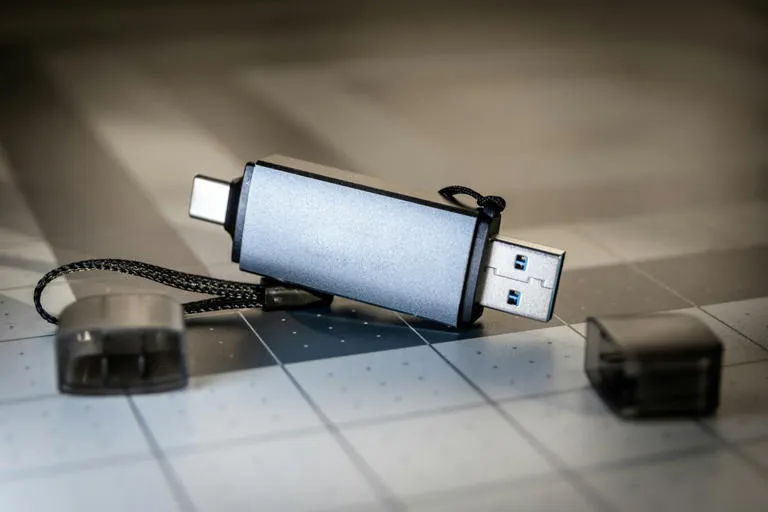Los motivos por los que los videos 4K van a saltos al reproducirse desde un USB o disco duro en una Smart TV