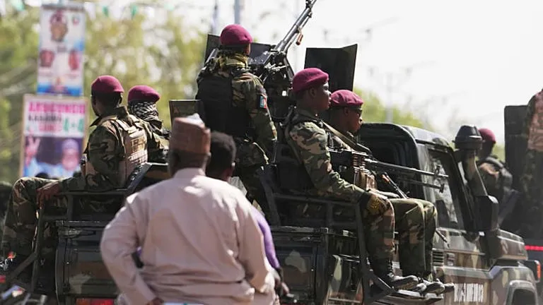 Fuerzas de EE. UU. y Nigeria eliminan a Abu-Bilal al-Minuki, número dos de Estado Islámico