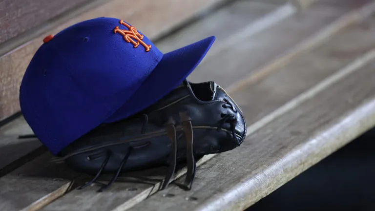 Fidelidad contractual en Queens: Los Mets siguen pagando millones al as del pitcheo que lanzó por última vez en la Gran Manzana en 1995