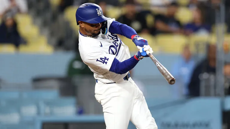 Ajuste estratégico: Los Dodgers de Los Ángeles hacen un sorpresivo cambio con Mookie Betts antes de enfrentar a los Rockies