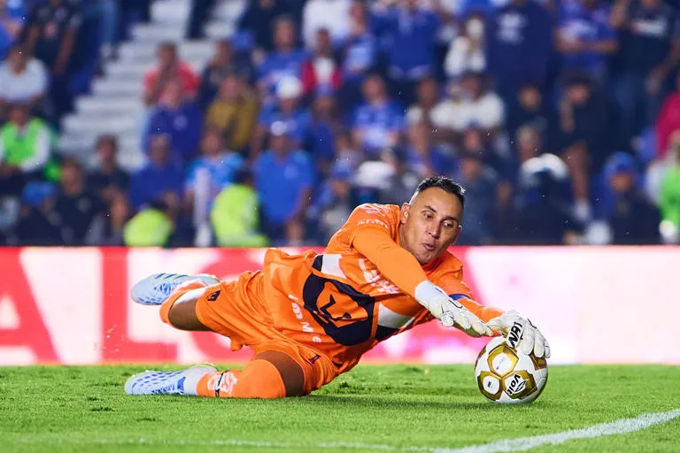 ¿Muralla en el arco celeste? Keylor Navas firma una noche heroica y frena el poderío de Cruz Azul en la gran final