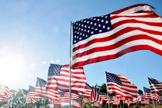 ¡ESCUDO IMPENETRABLE!: El ranking definitivo expone a las corporaciones más patrióticas que blindan la economía de Estados Unidos