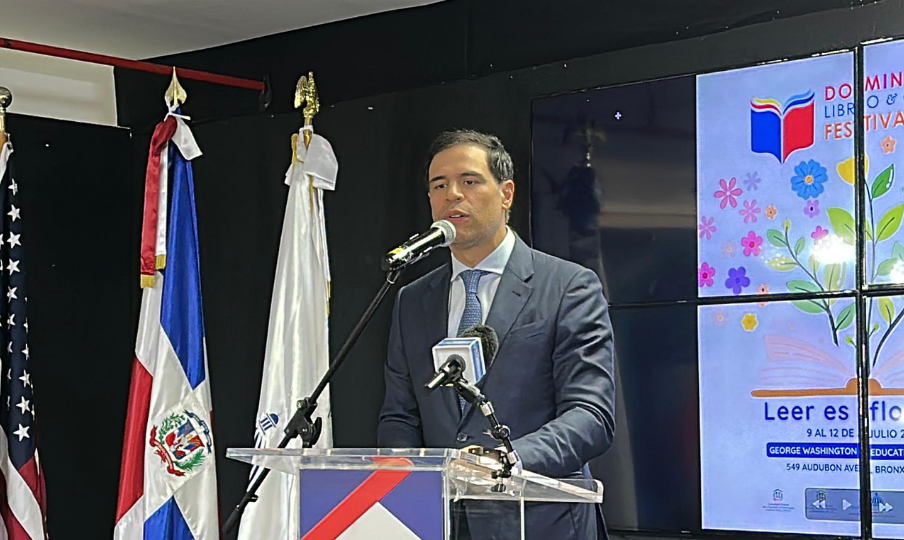 Roberto Ángel Salcedo anuncia la realización de Dominicana Libro & Culture Festival