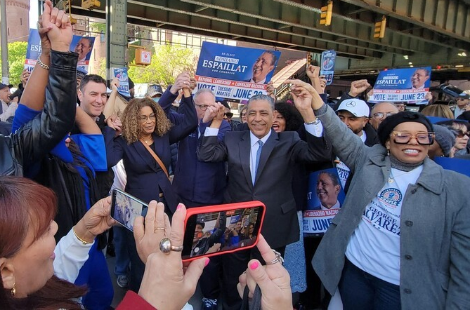 NY: Oficiales electos de El Bronx llaman a votar por Espaillat
