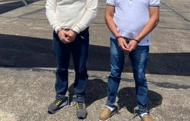 Extraditan EU a dos acusados de narcotráfico y otros delitos