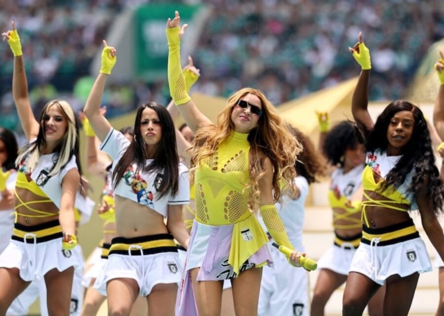 Shakira, Maná y Lila coronan en inauguración del Mundial de la FIFA