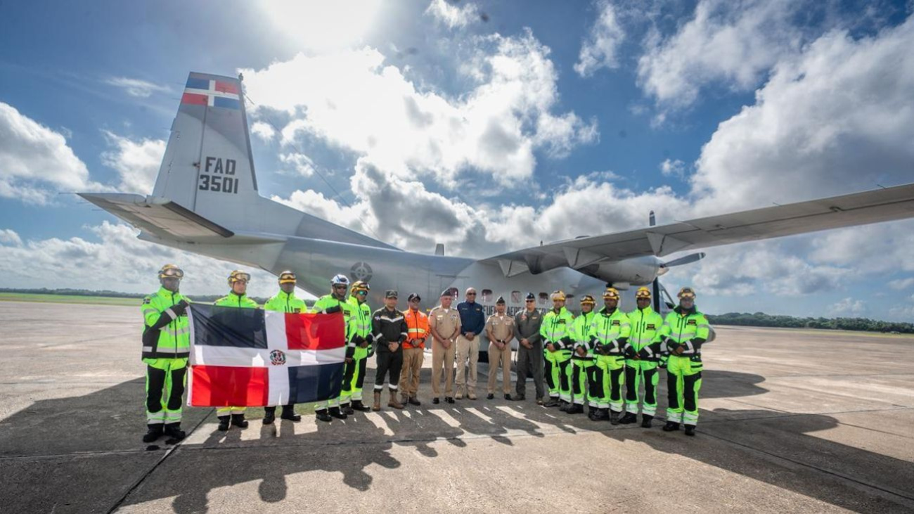 Gobierno dominicano envía nuevo contingente de rescatistas a Venezuela para reforzar las labores de búsqueda y rescate