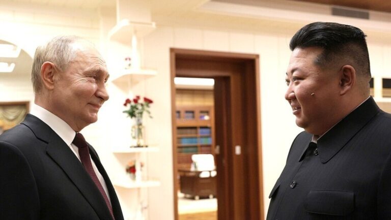 Kim Jong-un: "La RPDC y Rusia abren un nuevo capítulo en sus relaciones bilaterales"