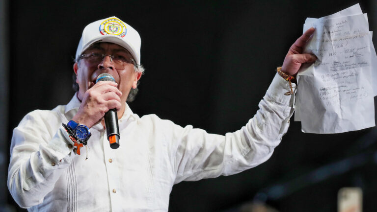 "No vendo mi nación": Petro se pronuncia ante la jornada electoral en Colombia