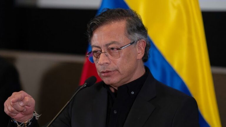 Petro da otra versión del presunto abuso a un menor por un estadounidense en Bogotá