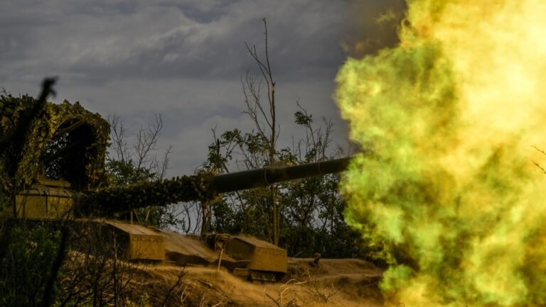 Rusia golpea infraestructuras de transporte y energía de Ucrania utilizadas por su Ejército