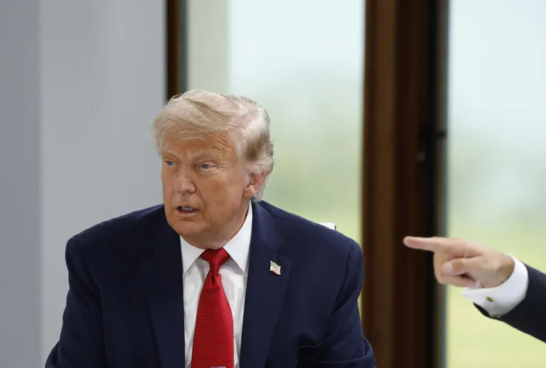 TAIWÁN ABRE LA PUERTA: POSIBLE CONTACTO TELEFÓNICO ENTRE SU PRESIDENTE Y DONALD TRUMP