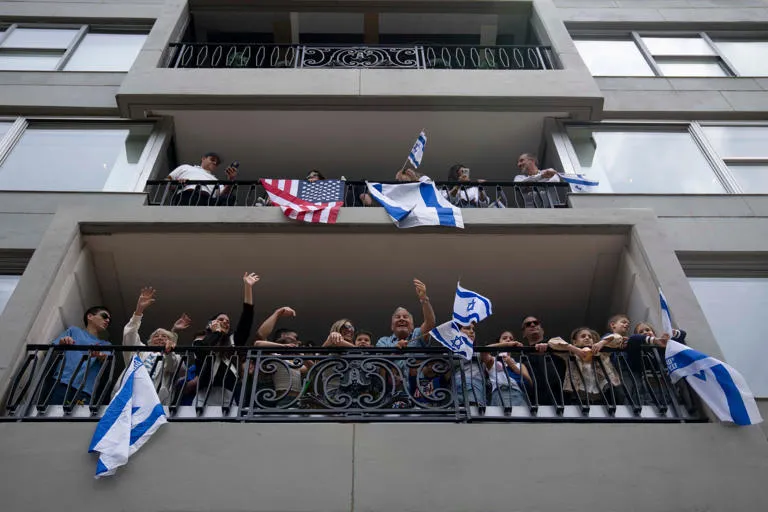 Ruptura de Protocolo: El Alcalde de Nueva York Zohran Mamdani Ausente en el Desfile Anual por el Día de Israel