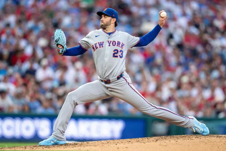 Refuerzo en el montículo: Los Cachorros adquieren al zurdo David Peterson en canje con los Mets