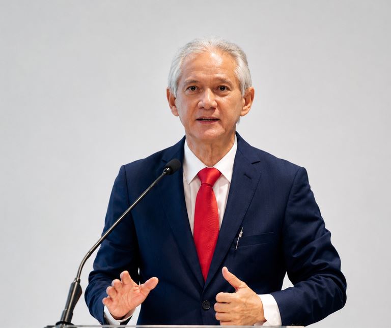 Consumidores pagarán RD$6,323 millones extra por congelamiento de las gasolinas, afirma Ng Cortiñas