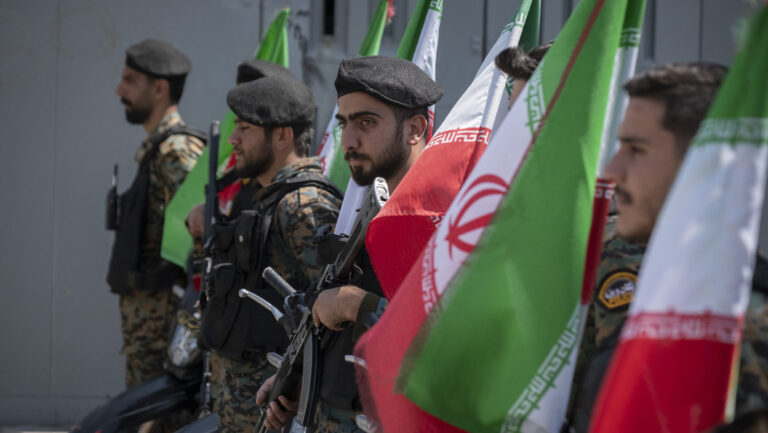 Líder supremo de Irán: "La venganza debe llevarse a cabo"