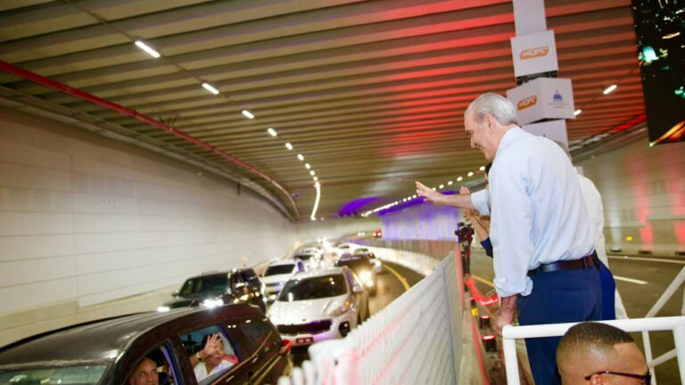 Presidente Abinader inaugura el túnel de la Plaza de la Bandera que cambia la salida hacia el Sur y redefine la movilidad del Gran Santo Domingo
