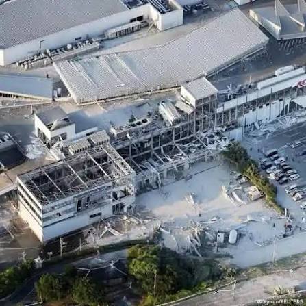 Reportan muertos por una explosión en un centro comercial tras el potente terremoto en Japón