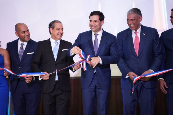 NY: Inauguran el Festival del Libro y la Cultura Dominicana