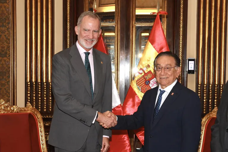 El Rey de España estrecha lazos diplomáticos con Keiko Fujimori para fortalecer la agenda bilateral
