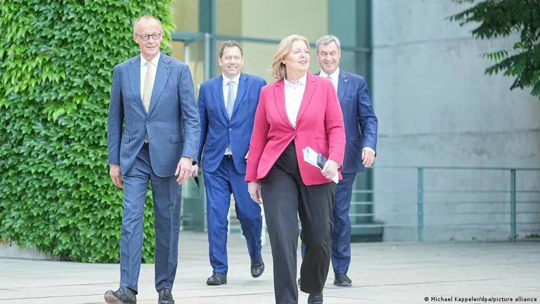 Alemania lanza un radical paquete de 34 medidas para reactivar su economía