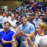 ¡Histórico! Raymond Rodríguez sorprende a más de 750 padres del Distrito Nacional con una multitudinaria celebración por adelantado de su día