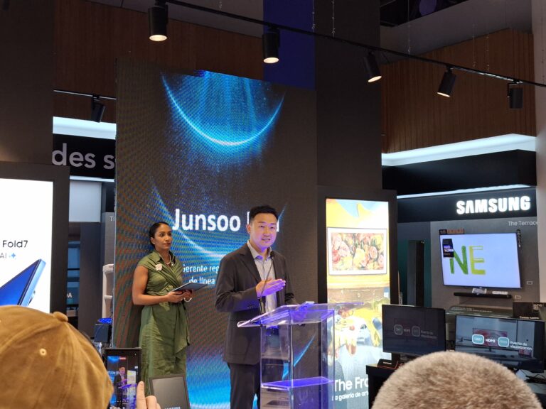 Samsung y Casa Cuesta presentan la nueva Bespoke AI AutoView, una refrigeradora inteligente que redefine la experiencia en el hogar