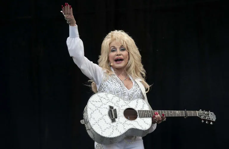 Muere Dolly Parton: luto en la música country mundial