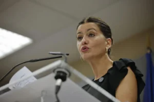 Menores migrantes en Ceuta: Alerta por 1.500 casos en 2026
