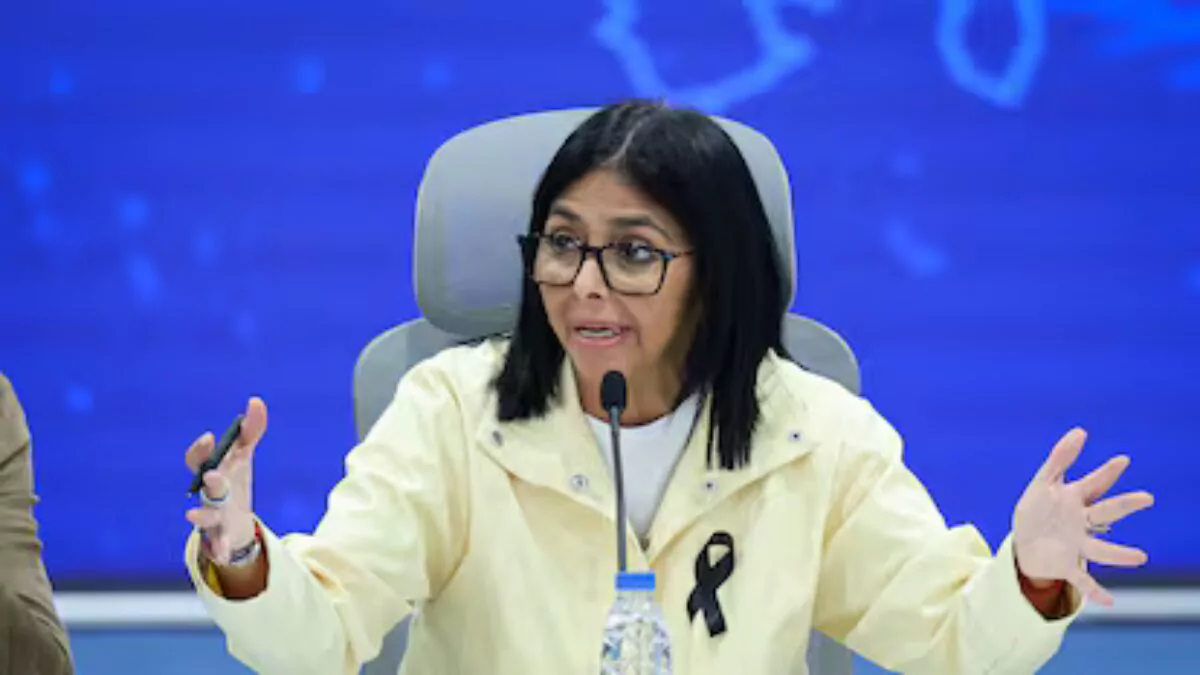 Delcy Rodríguez celebra el "primer paso" del diálogo entre el Gobierno y la oposición