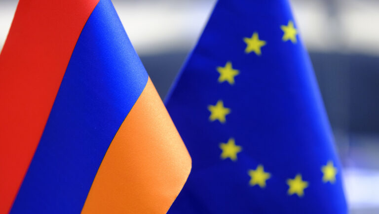 "Existe un aspecto importante": El Kremlin señala qué le espera a Armenia en su camino hacia la UE