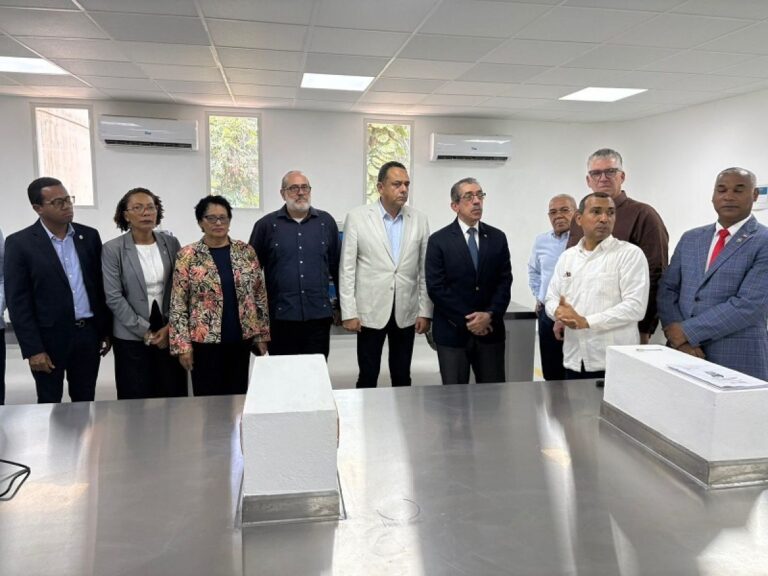 Gobierno destina RD$4.7 millones a modernización de planta de lácteos de la UASD