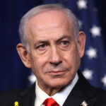 "Netanyahu se ha descontrolado por completo": Ex primer ministro israelí