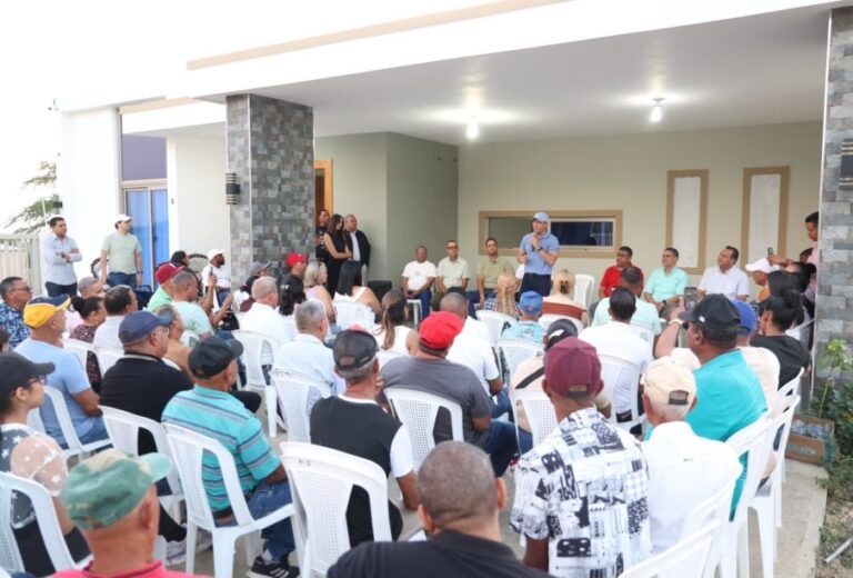 Abel Martínez llama a los dominicanos a unirse para sacar al PRM del Gobierno