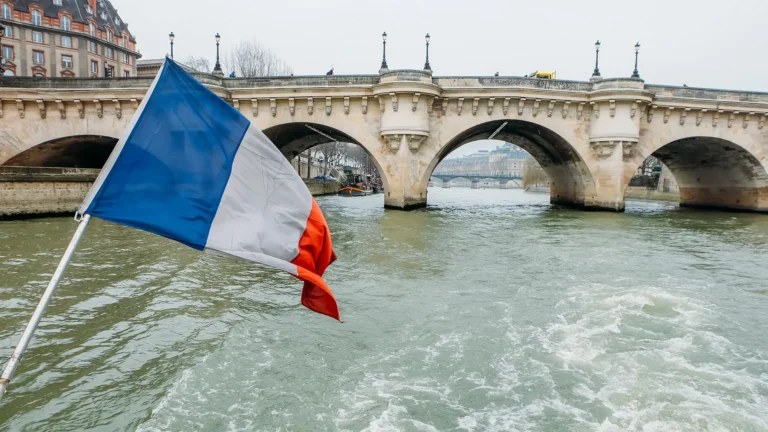 El debate político en Francia y la inquietud estratégica en la OTAN