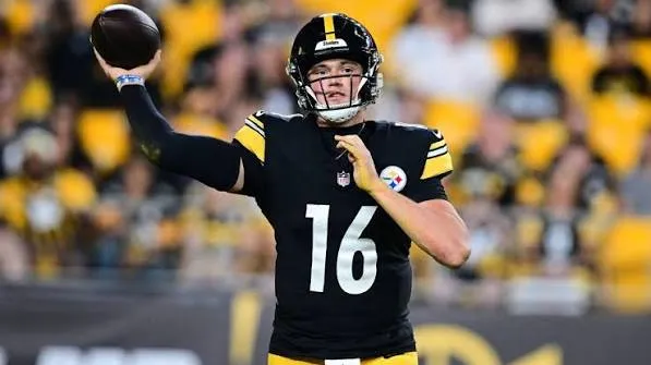 Los "novatos" Allar y Howard brillan: Los Steelers aplastan a los Packers en pretemporada