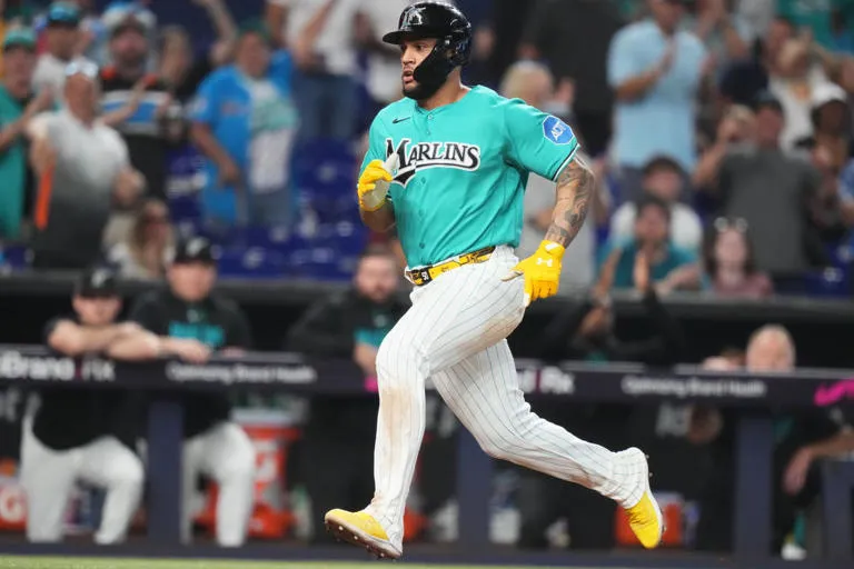 Marlins barren a Nacionales tras oportuno hit de Edwards