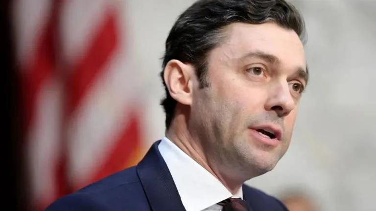 Dos modelos en pugna: Las visiones contrapuestas que definirán las próximas elecciones intermedias en EE. UU.