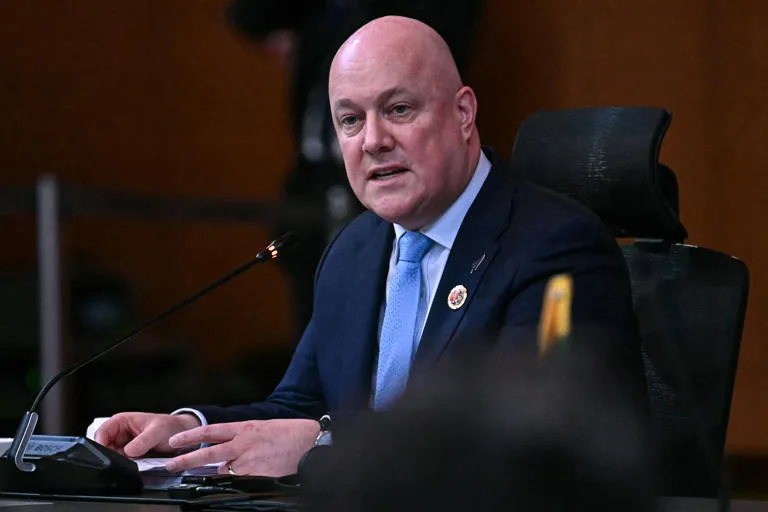 Cónclave de urgencia en Wellington: Primer ministro de Nueva Zelanda convoca reunión de emergencia por grave crisis de liderazgo
