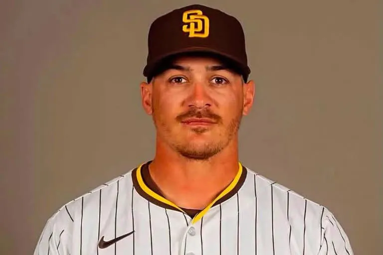 Entrenador de San Diego Padres fue detenido por ICE