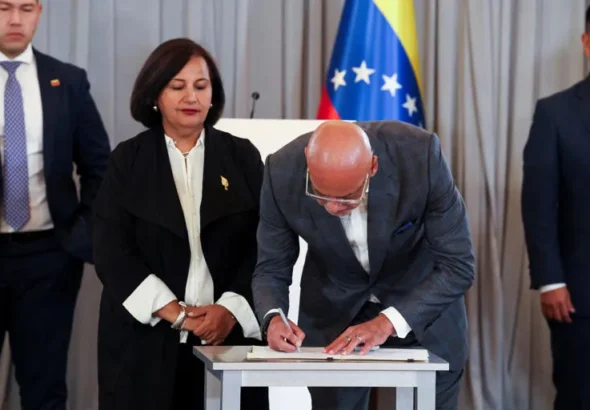 Diplomacia y señales de cambio político en Venezuela