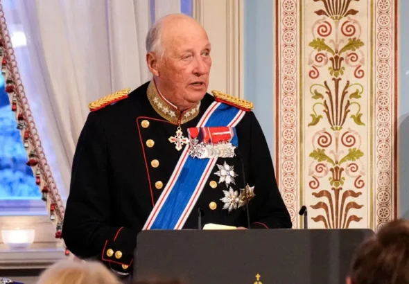 El rey Harald de Noruega es hospitalizado por afección en la sangre