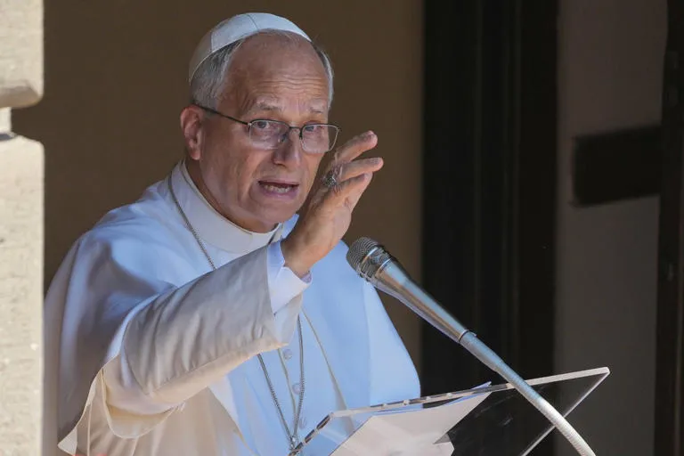 Vaticano reduce la visita papal a Perú en noviembre