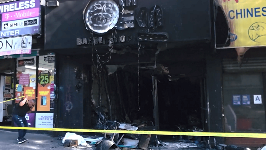 NY: Cinco heridos deja incendio en una barbería dominicana