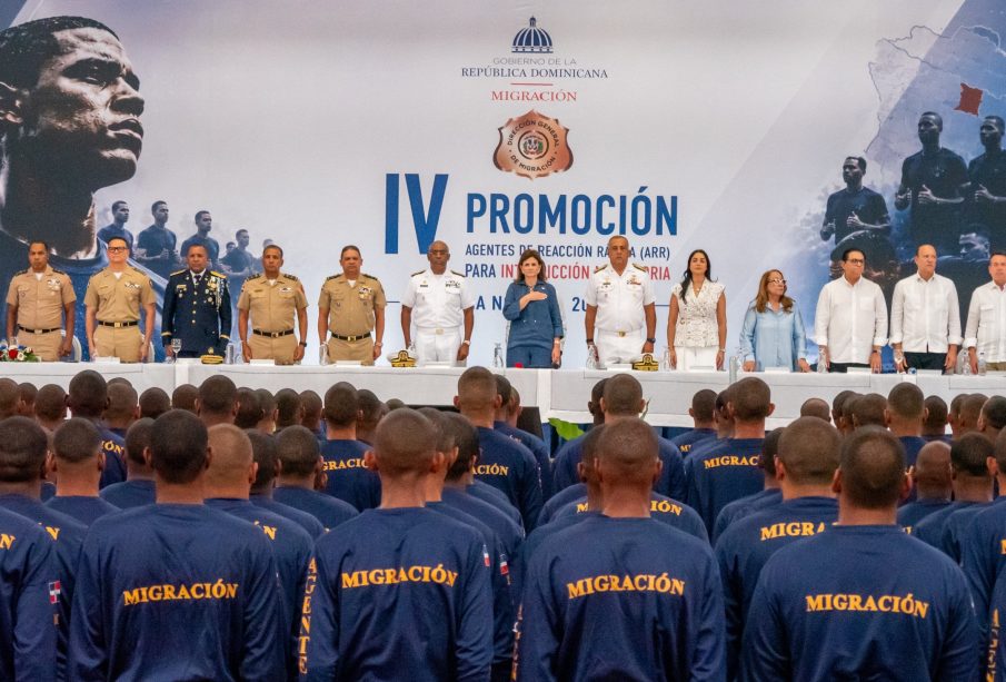 Migración ha deportado 704,142 indocumentados en 22 meses, pasó de 235 agentes a 1,272