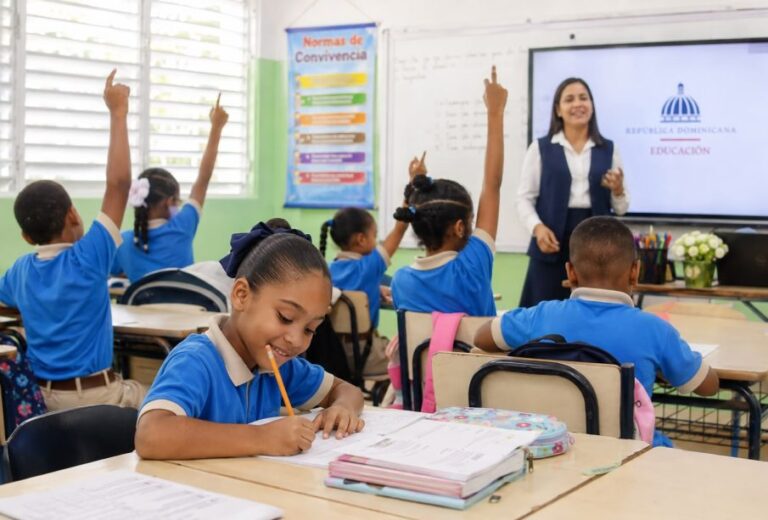 UNESCO destaca histórico avance educativo de República Dominicana en acceso, equidad y calidad