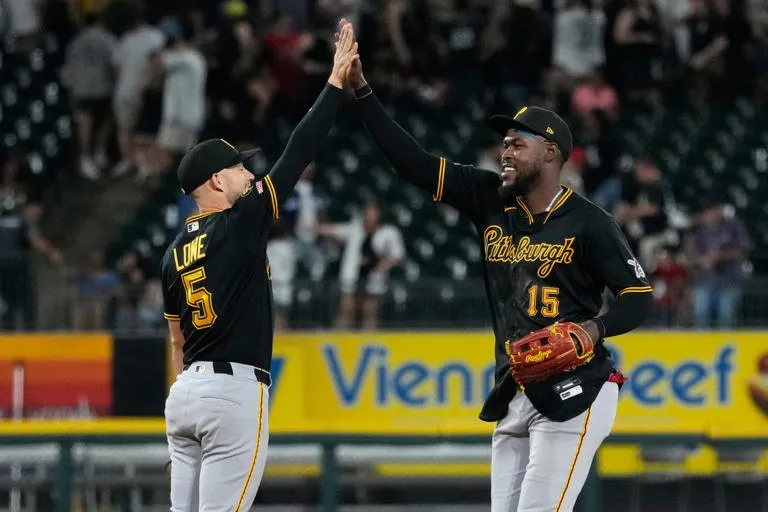 Piratas de Pittsburgh: Contundente triunfo 9-3 con 18 hits