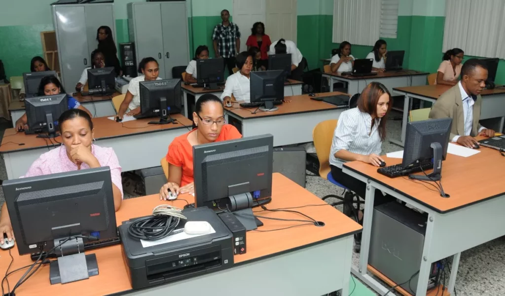 Evaluación docente: ¿cuánto le toca a cada maestro de incentivo según su calificación?
