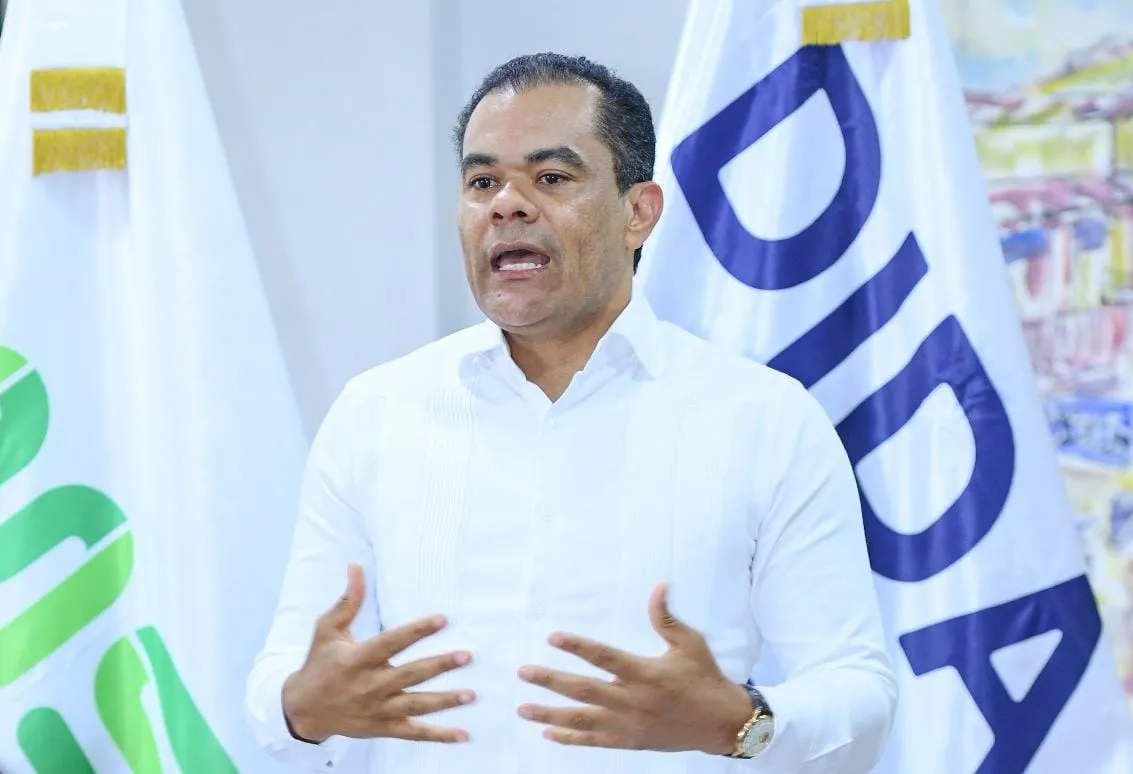 Director de DIDA cuestiona uso de fondos de pensiones por bancos y AFP