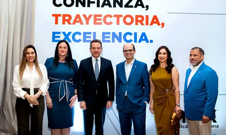 Remax reúne a líderes: 1 cumbre clave del sector oficial